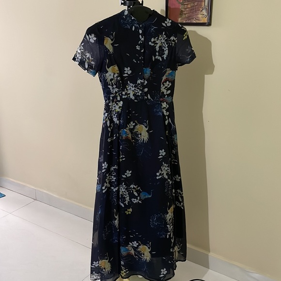 Lovely blue floral Migeer full length dress. Size M - Picture 5 of 16